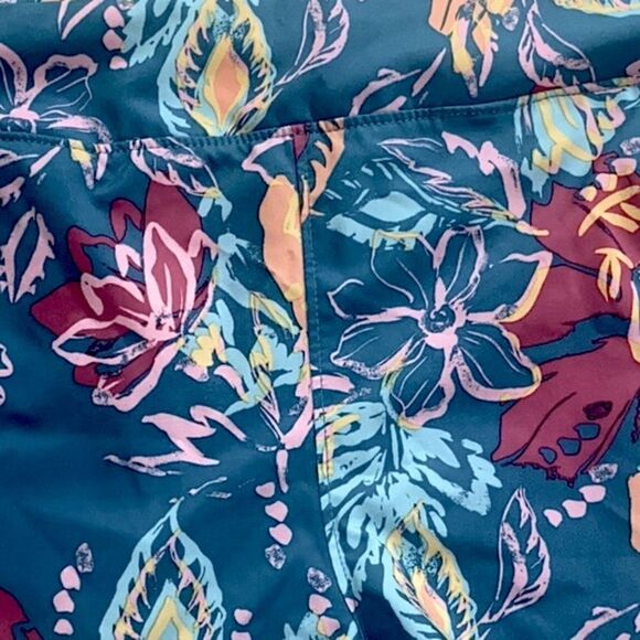 Reel Legends Women’s Sz Medium Green Tropical Leaves Woven Shorts - Picture 2 of 6